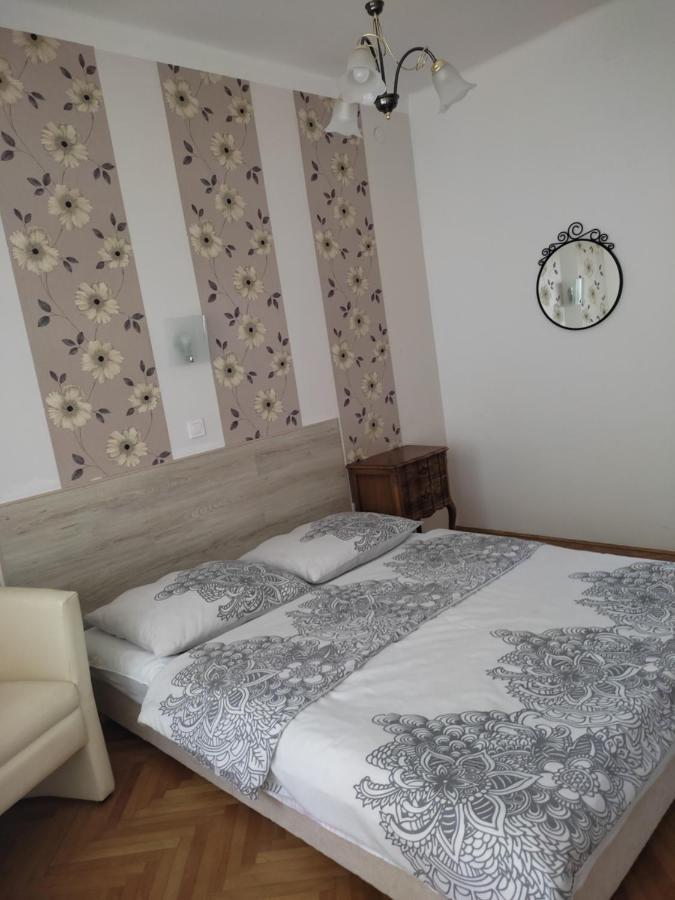 Ferienwohnung Ildiko Apartman Hajdúszoboszló Exterior foto